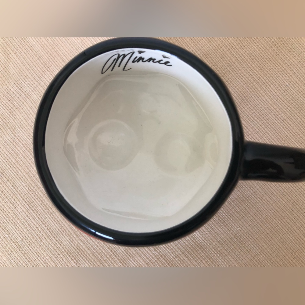 Disney World Minnie Mouse half body / skirt legs mug NWT - Picture 8 of 16